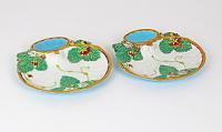 A pair of Minton Majolica strawberry dishes, date codes for 1868 and 1869, 21,7 CM.jpg