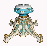 royal_worcester_centerpiece_frog_turquoise1.jpg